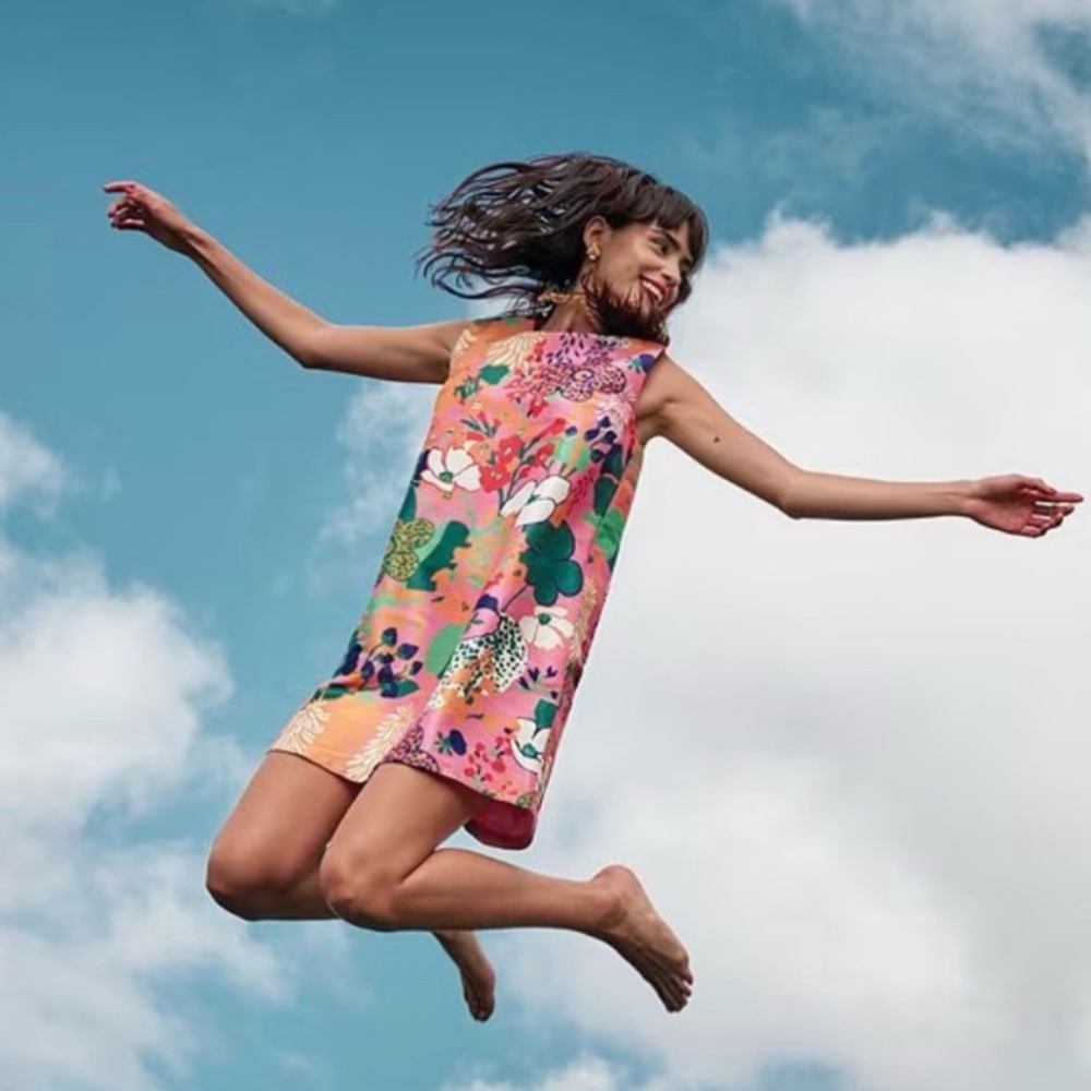 FRANCES VALENTINE
Lilly Botanical Print Round Neck Sleeveless Dress